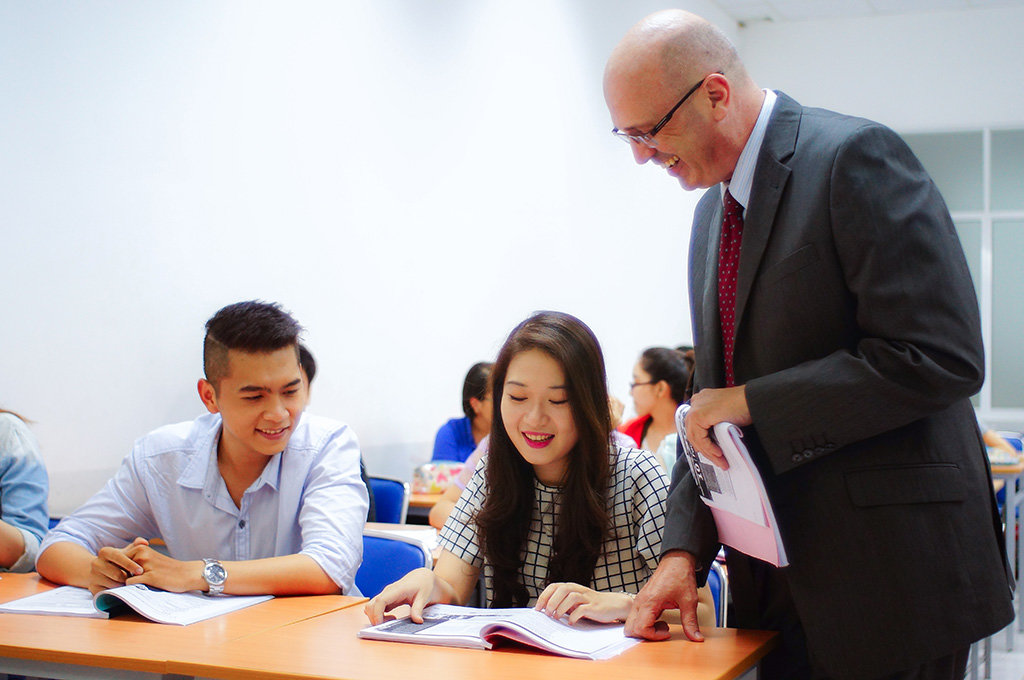 Làm Bằng Đại Học Kinh Tế Phôi Gốc Hồ Sơ Tại Trường Uy Tín