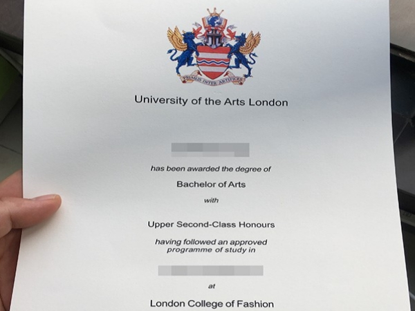 Làm Bằng Đại Học Nước Ngoài Bao Công Chứng - Sử Dụng