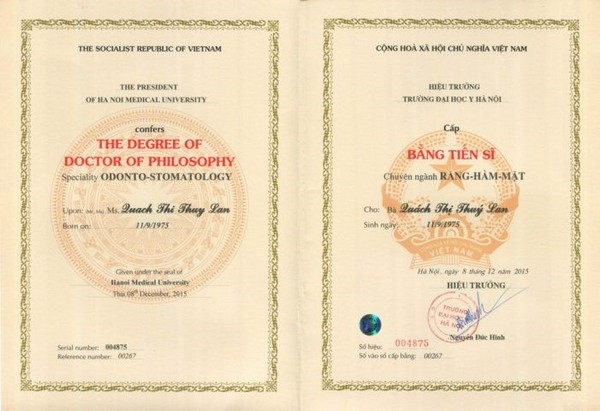 Bằng tiến sĩ